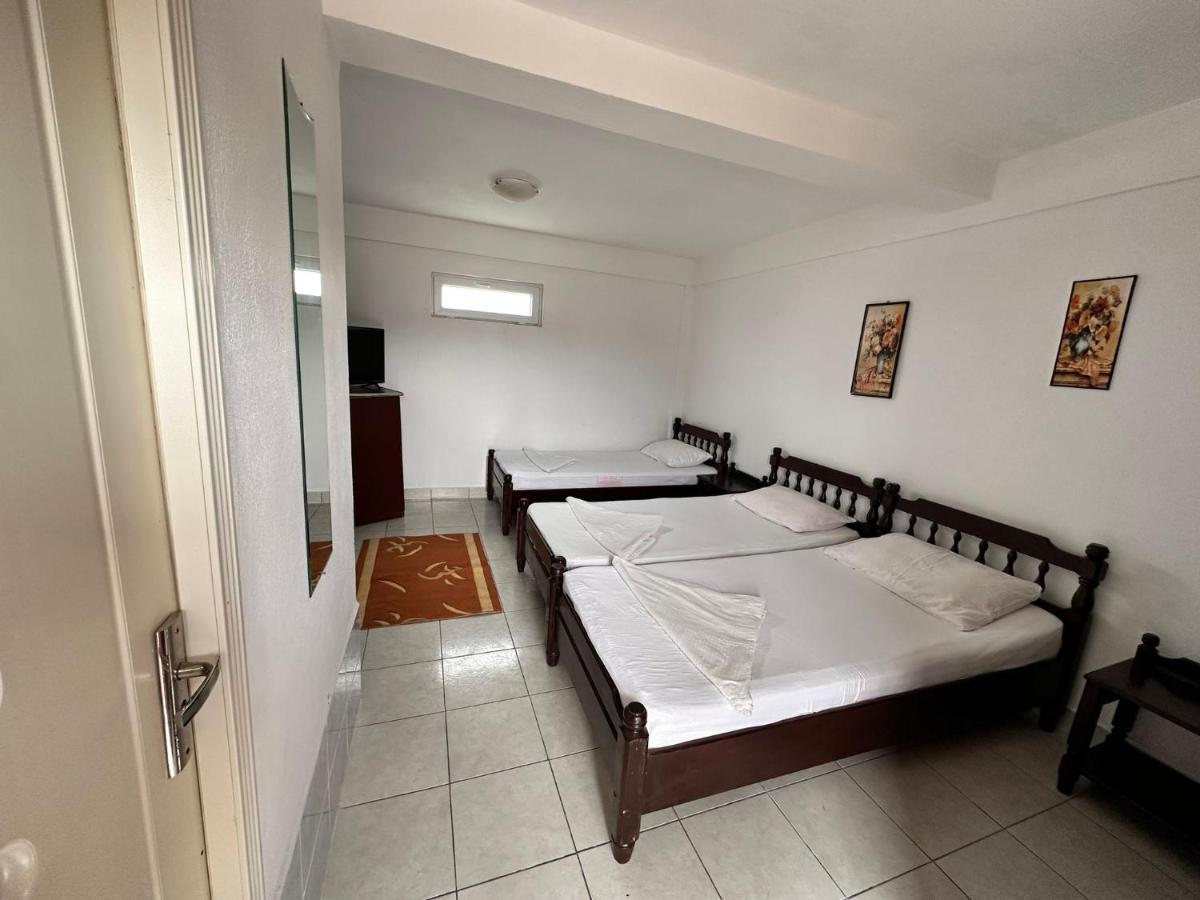 Hotel Casa Bucuria Costinesti Esterno foto